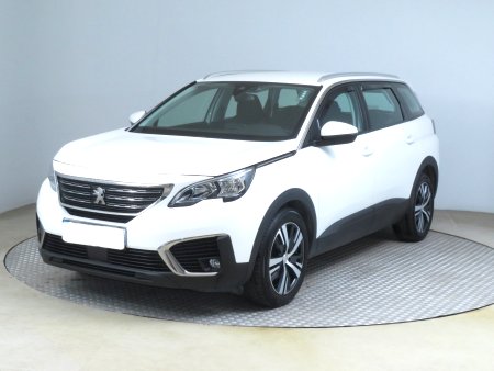 Peugeot 5008, 2019 - pohled č. 3