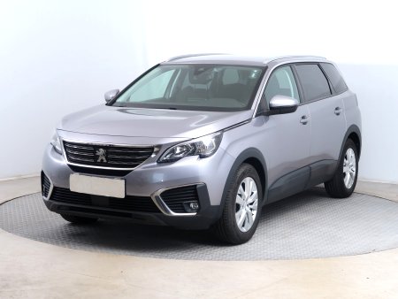 Peugeot 5008, 2018 - pohled č. 3