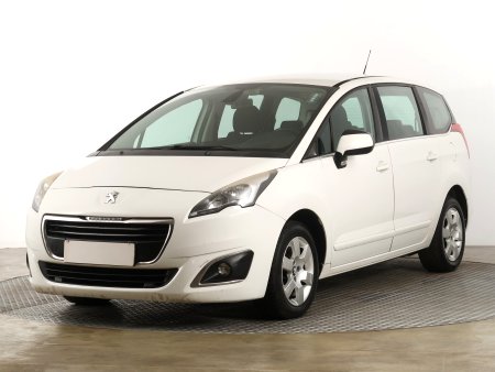 Peugeot 5008, 2015 - pohled č. 3