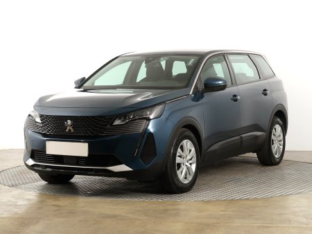 Peugeot 5008, 2021 - pohled č. 3