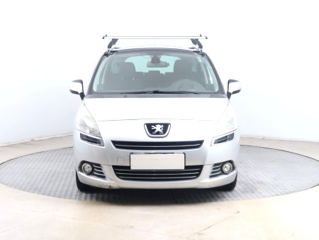 Peugeot 5008, 2013 - pohled č. 2