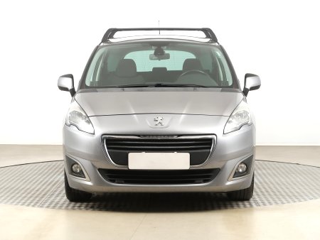 Peugeot 5008, 2014 - pohled č. 2