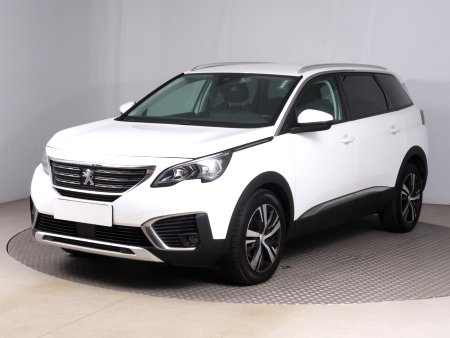 Peugeot 5008, 2018 - pohled č. 3
