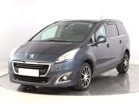 Peugeot 5008, 2014 - pohled č. 3