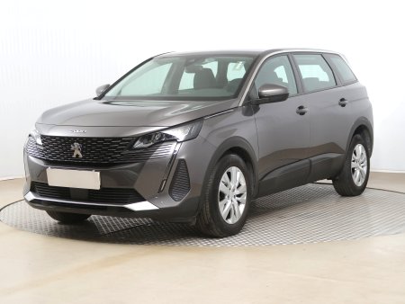 Peugeot 5008, 2021 - pohled č. 3