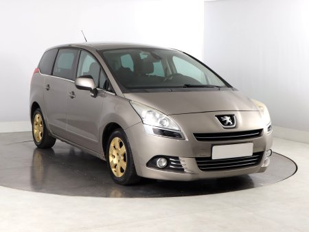 Peugeot 5008, 2012