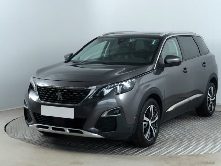 Peugeot 5008, 2017 - pohled č. 3