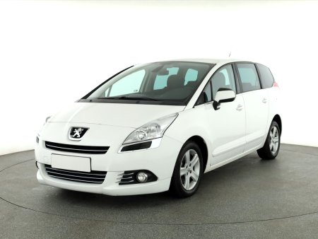 Peugeot 5008, 2013 - pohled č. 3