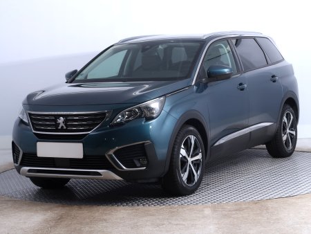 Peugeot 5008, 2018 - pohled č. 3
