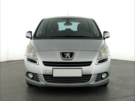 Peugeot 5008, 2011 - pohled č. 2