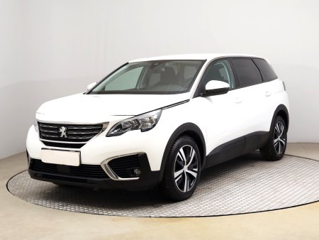 Peugeot 5008, 2020 - pohled č. 3