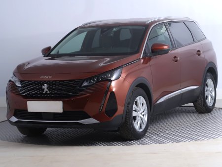 Peugeot 5008, 2021 - pohled č. 3