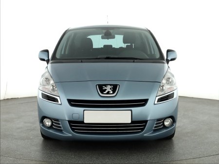 Peugeot 5008, 2012 - pohled č. 2