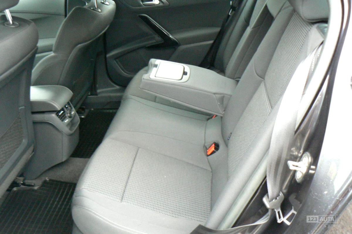 Peugeot 508, 2013 - pohled č. 6