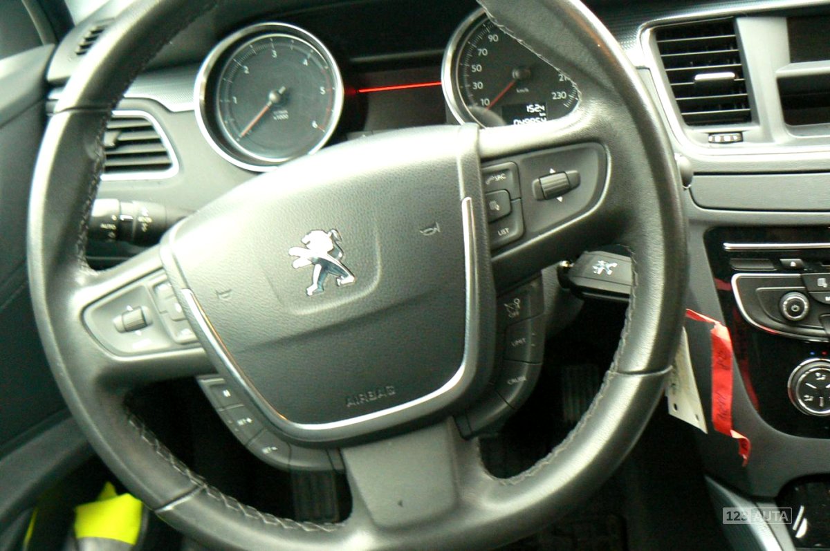 Peugeot 508, 2013 - pohled č. 9