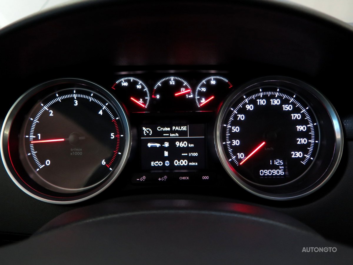 Peugeot 508, 2014 - pohled č. 10