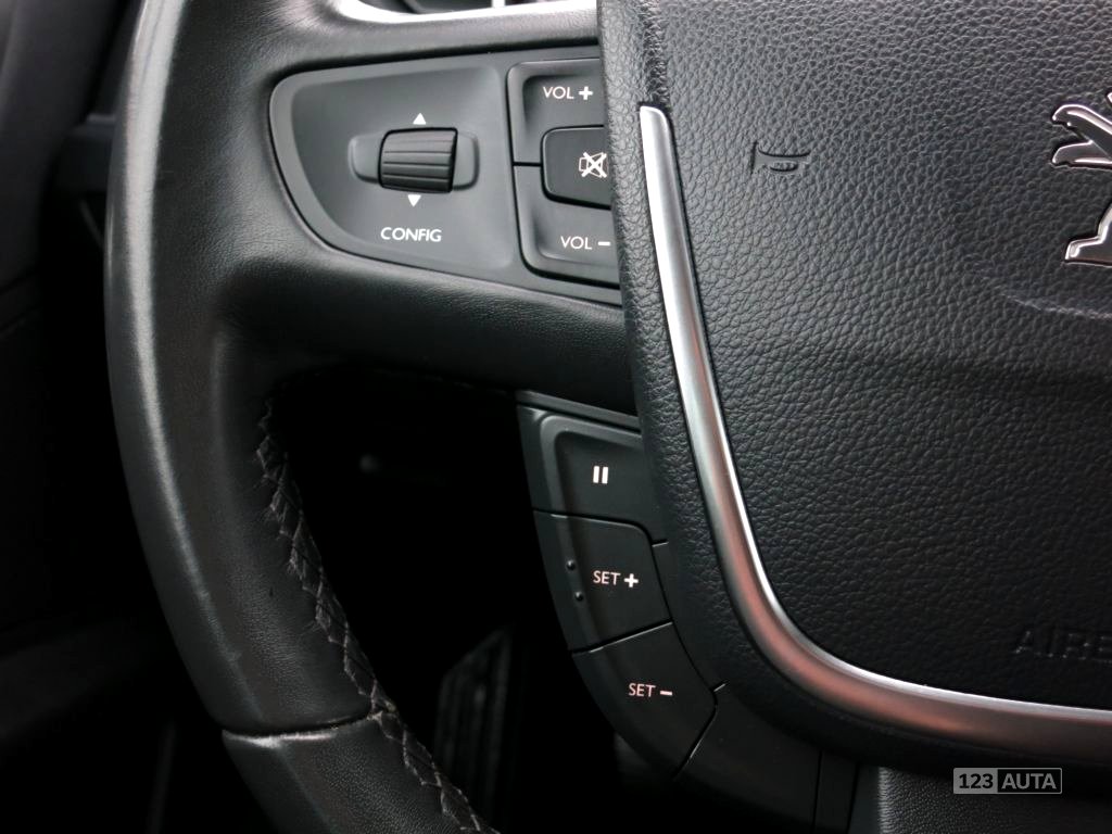 Peugeot 508, 2011 - pohled č. 22