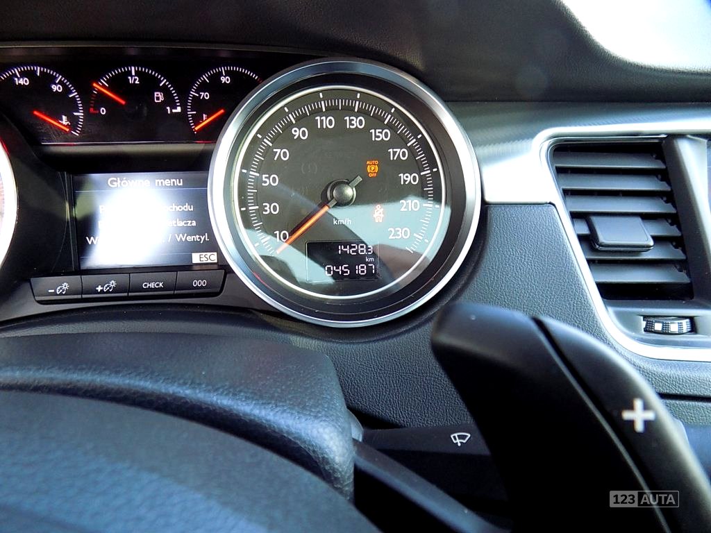 Peugeot 508, 2012 - pohled č. 10