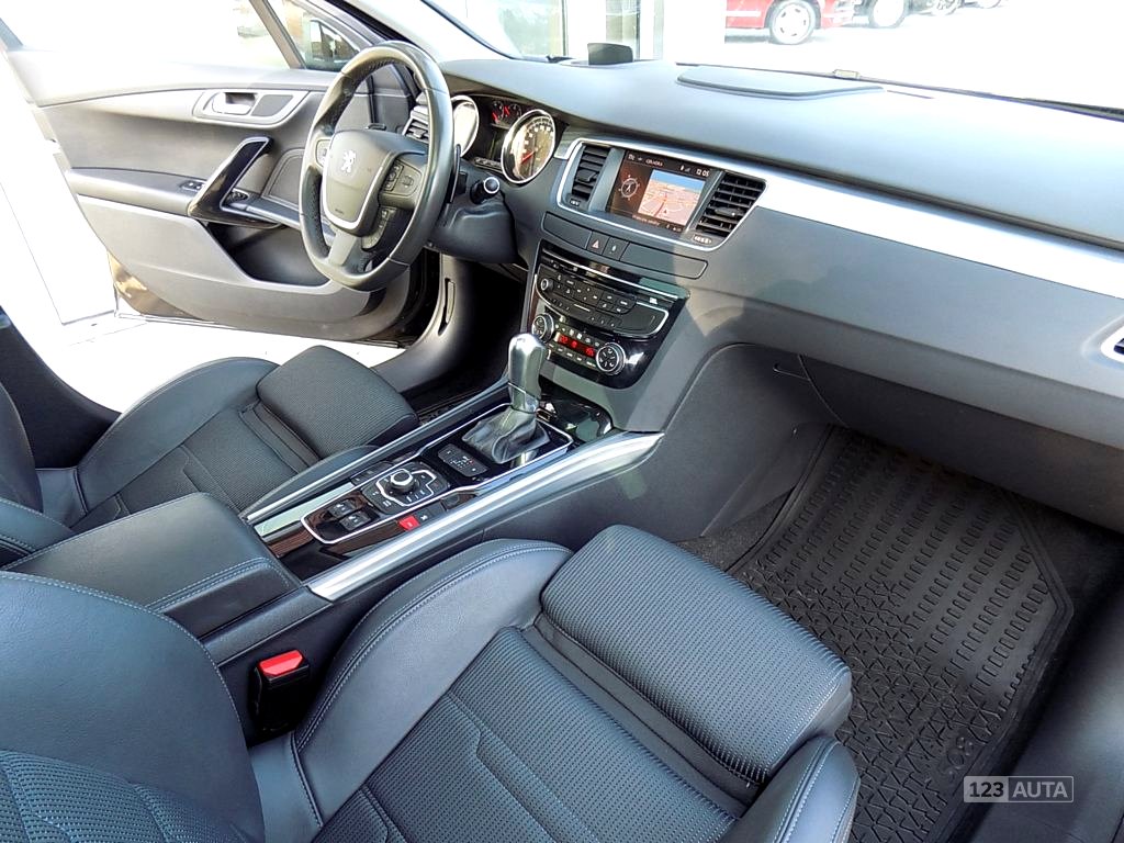 Peugeot 508, 2012 - pohled č. 15