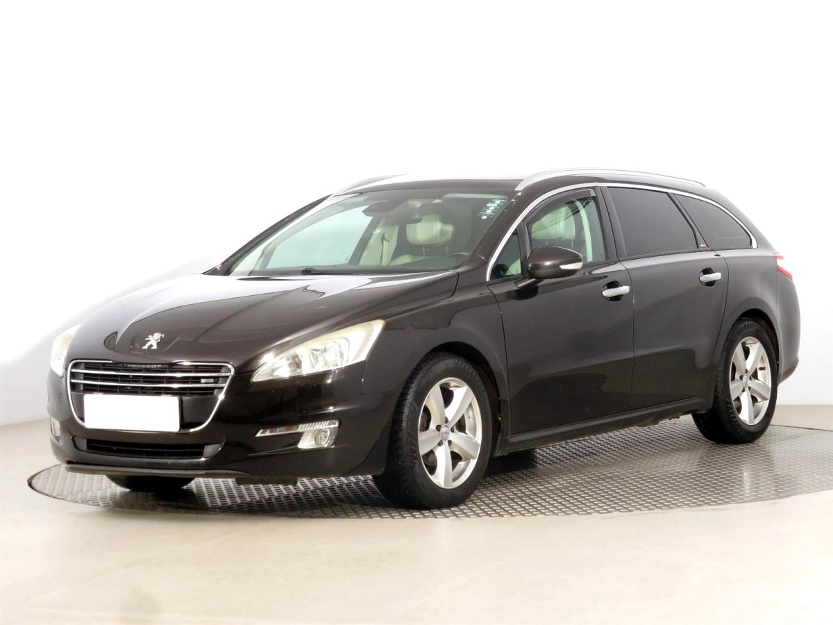 Peugeot 508, 2011 - pohled č. 3