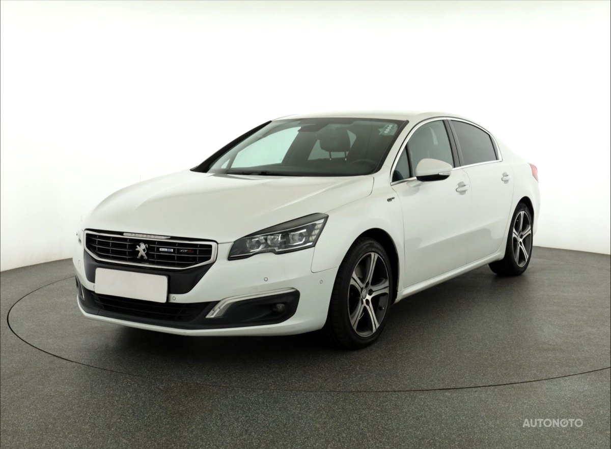 Peugeot 508, 2015 - pohled č. 3