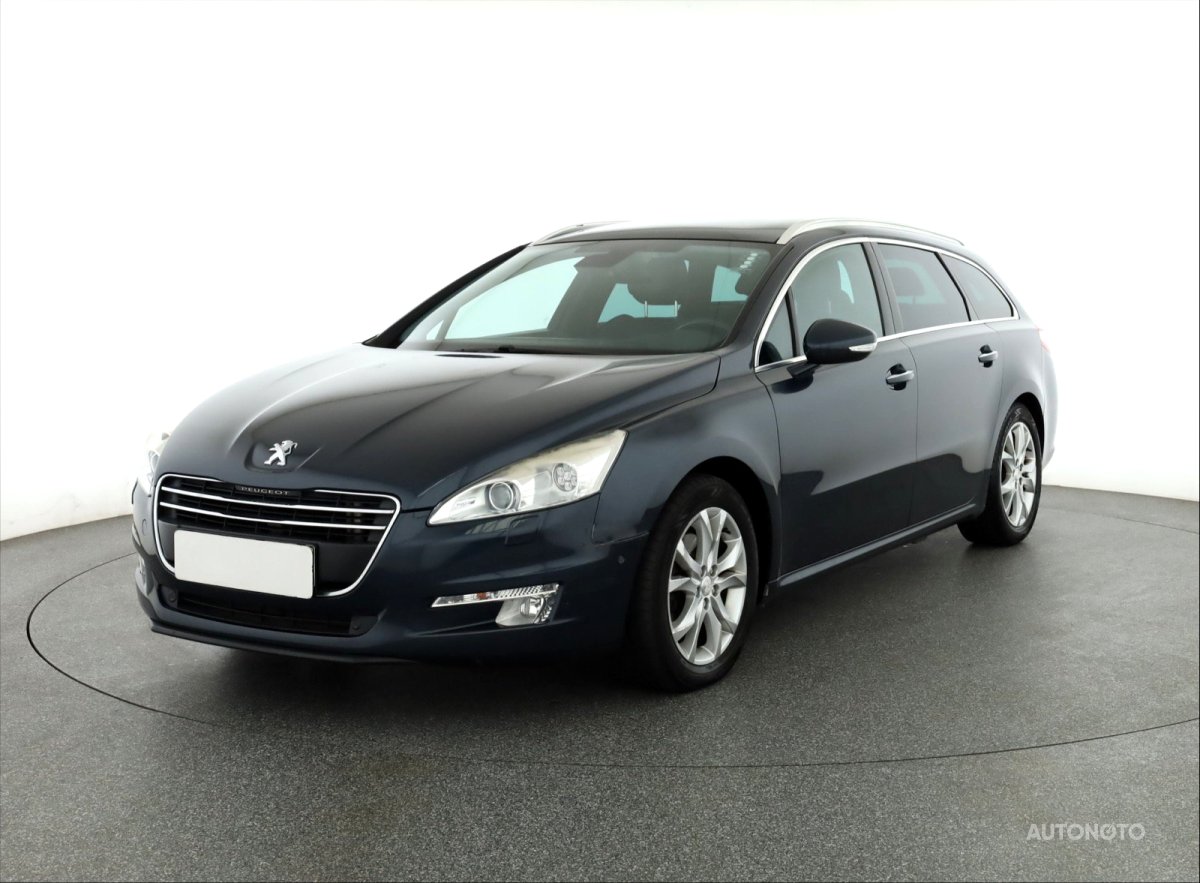 Peugeot 508, 2013 - pohled č. 3