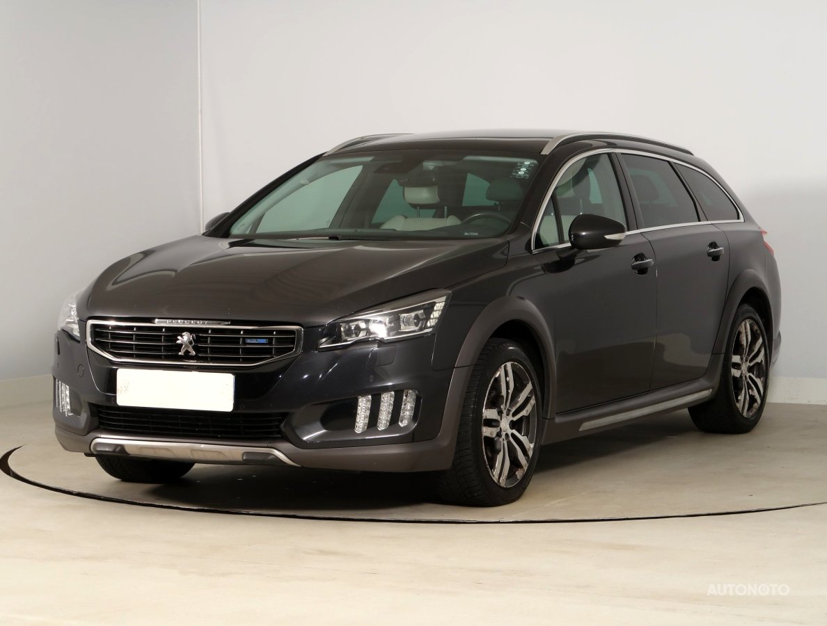Peugeot 508, 2015 - pohled č. 3