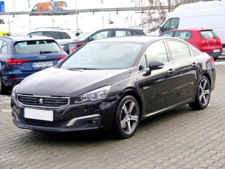 Peugeot 508, 2015 - pohled č. 3
