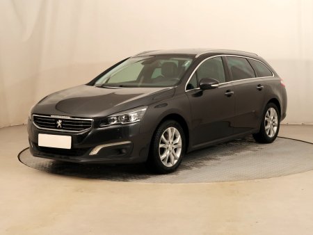 Peugeot 508, 2018 - pohled č. 3