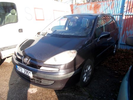 Peugeot 807, 2004 - pohled č. 3