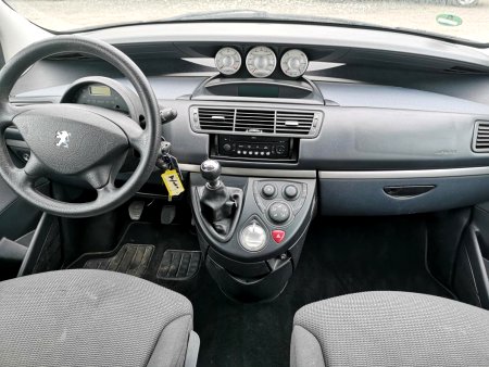 Peugeot 807, 2008 - pohled č. 3