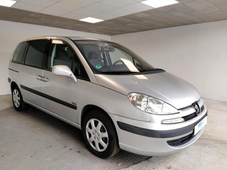 Peugeot 807 2.2 HDI