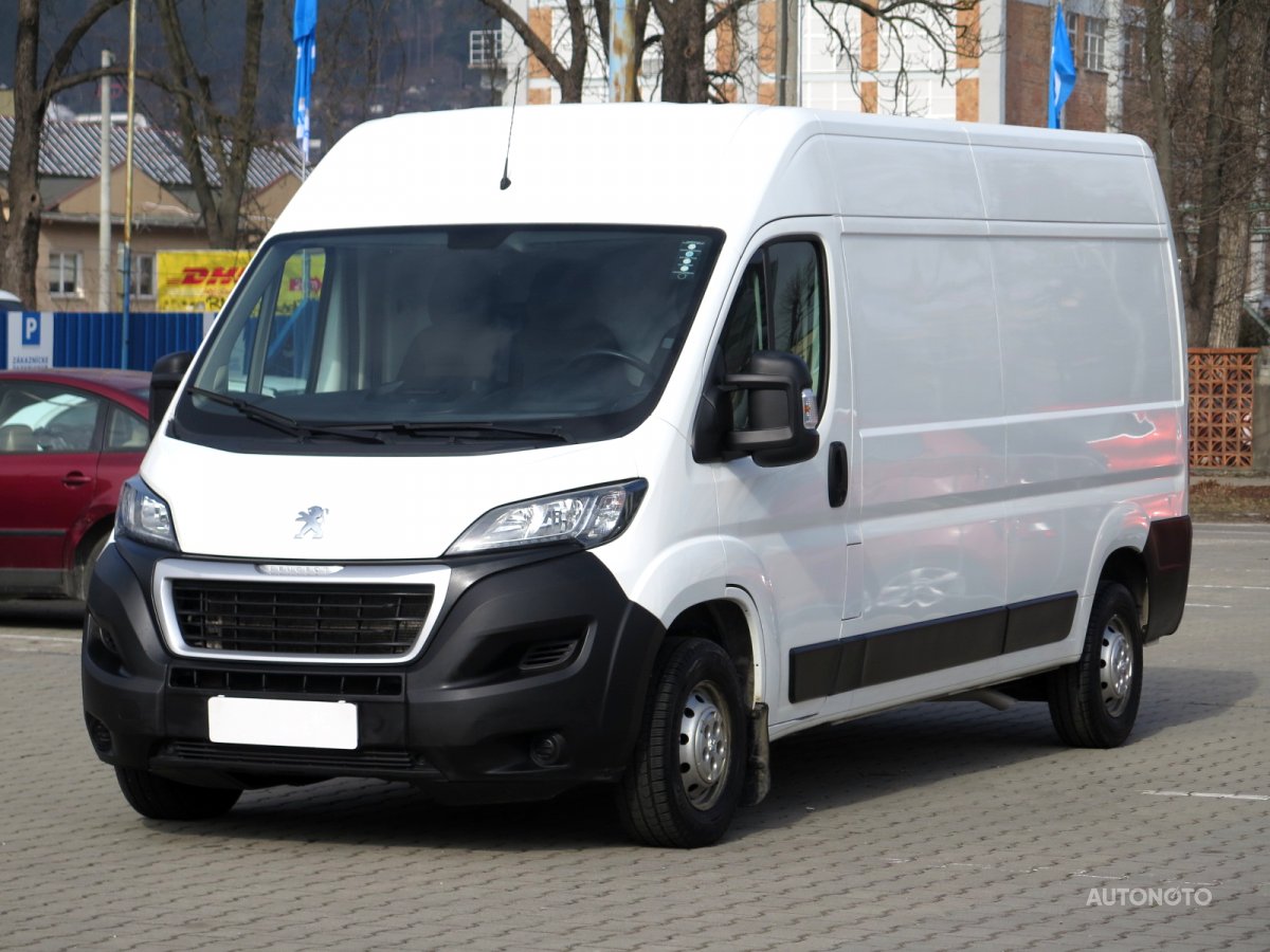 Peugeot Boxer, 2019 - pohled č. 3