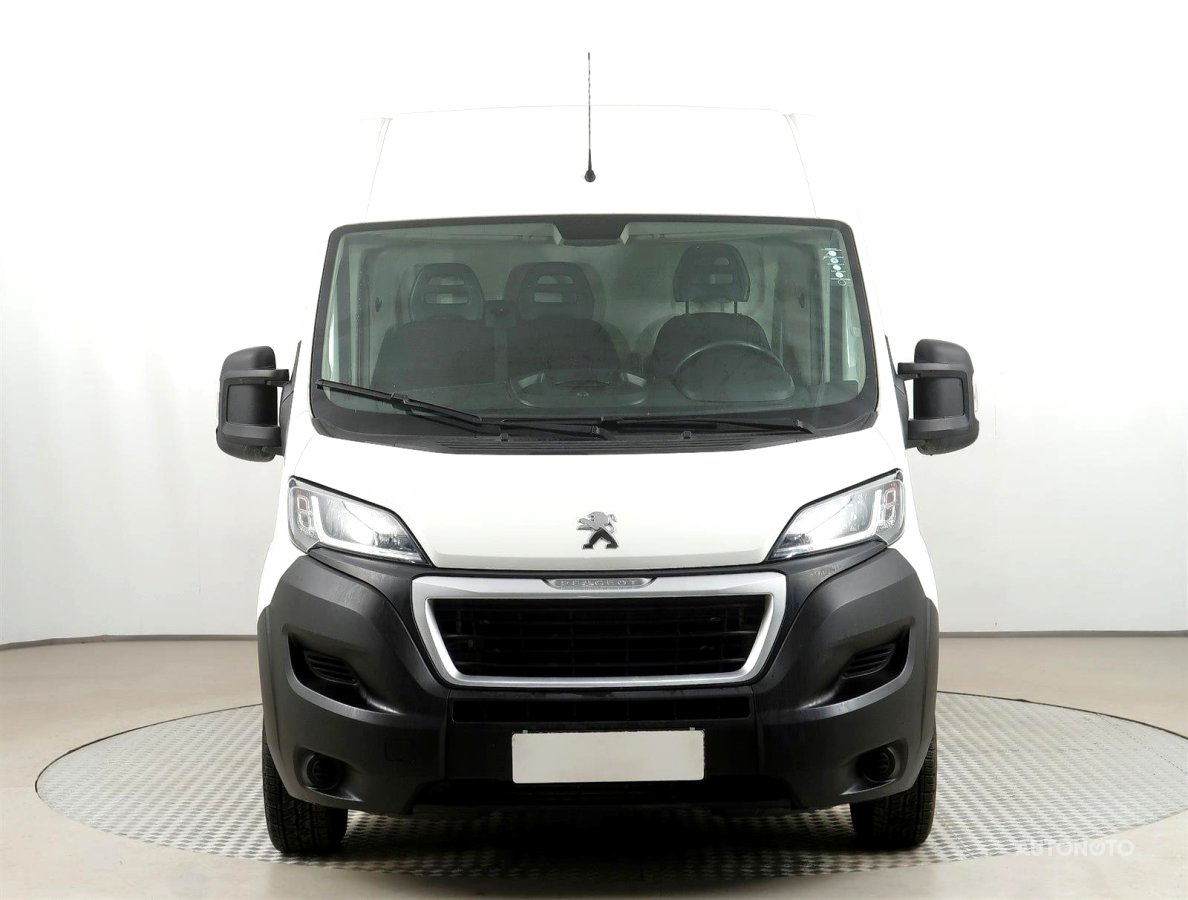 Peugeot Boxer, 2019 - pohled č. 2