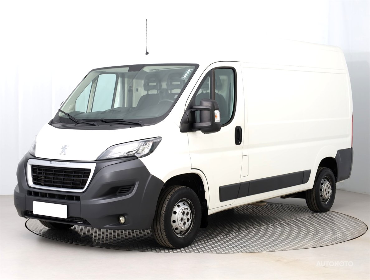 Peugeot Boxer, 2017 - pohled č. 3