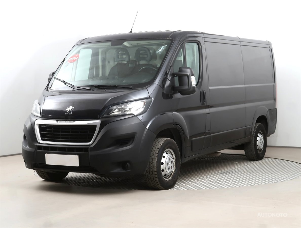 Peugeot Boxer, 2019 - pohled č. 3