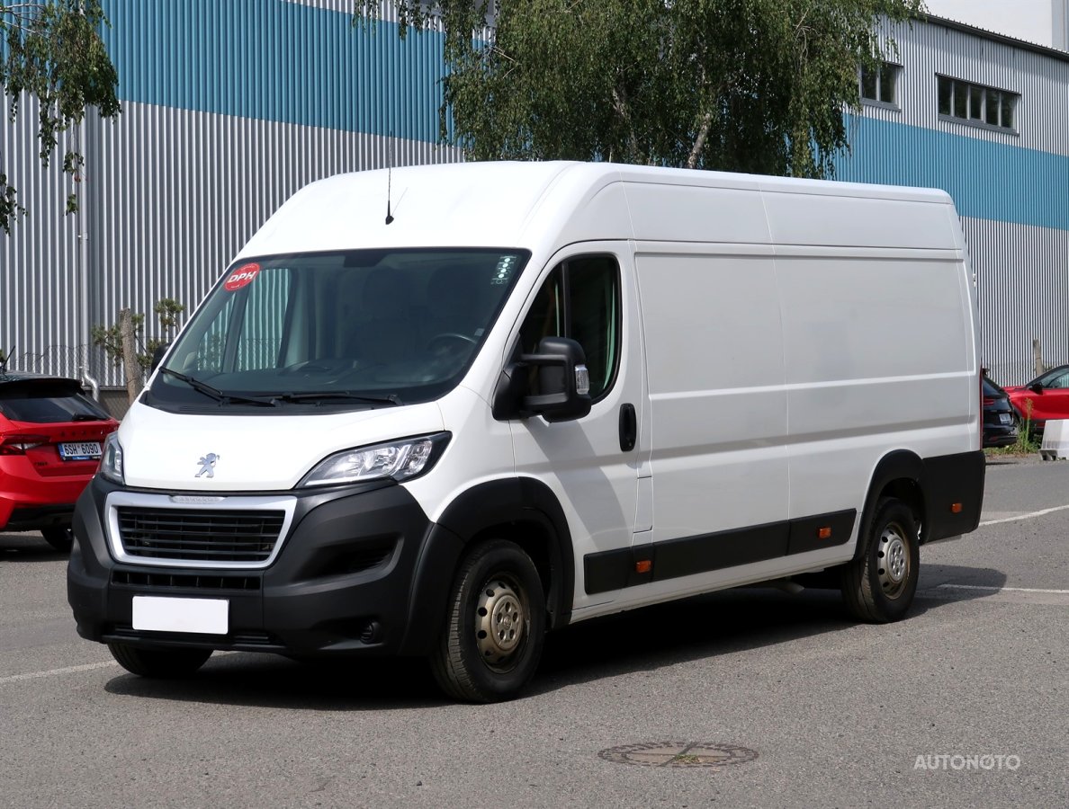 Peugeot Boxer, 2020 - pohled č. 3