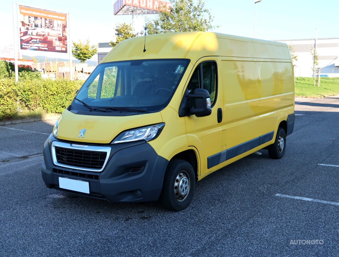Peugeot Boxer, 2017 - pohled č. 3