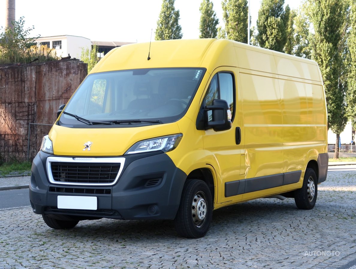 Peugeot Boxer, 2017 - pohled č. 3