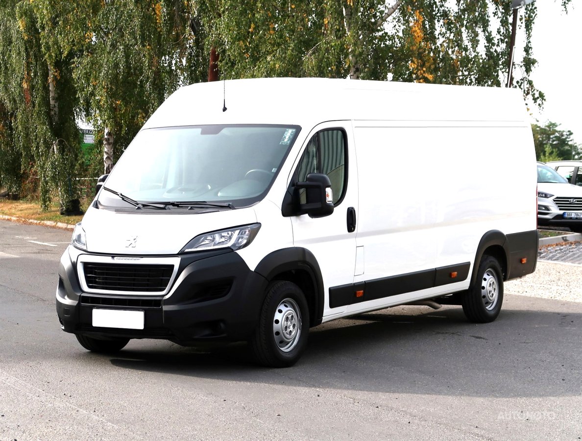 Peugeot Boxer, 2020 - pohled č. 3