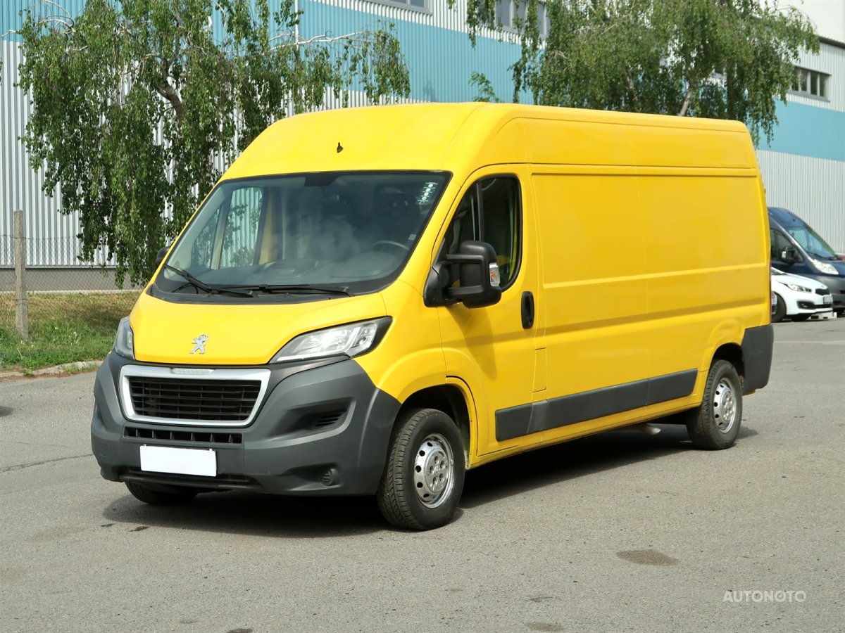 Peugeot Boxer, 2017 - pohled č. 3