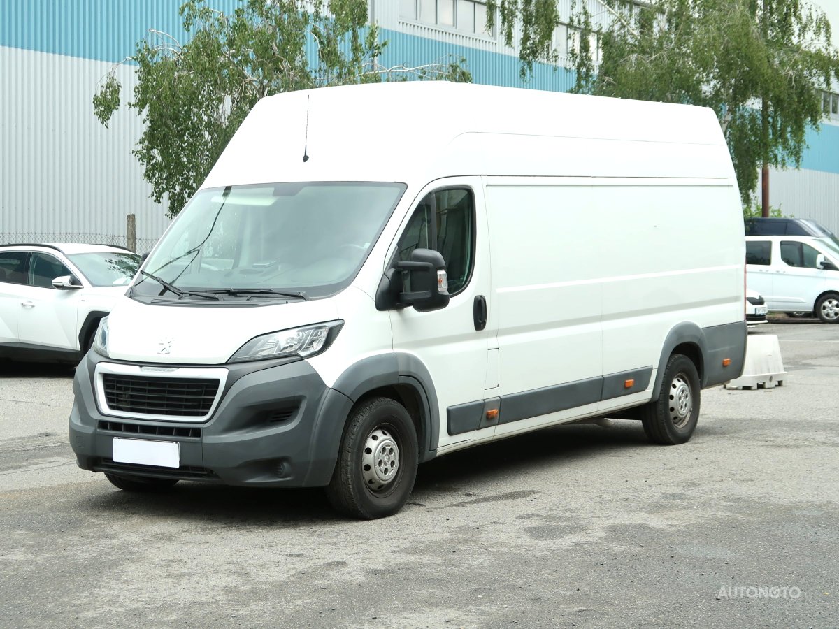 Peugeot Boxer, 2017 - pohled č. 3