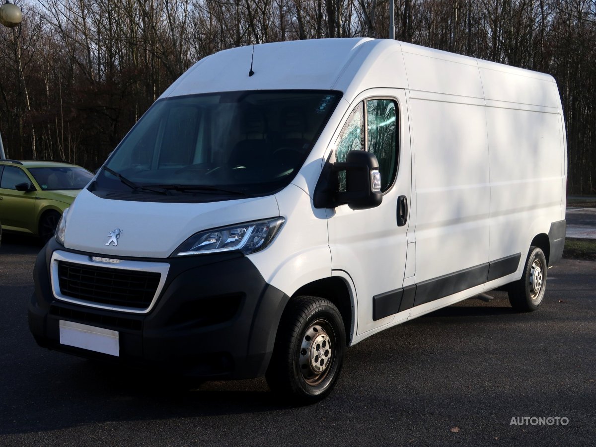 Peugeot Boxer, 2019 - pohled č. 3