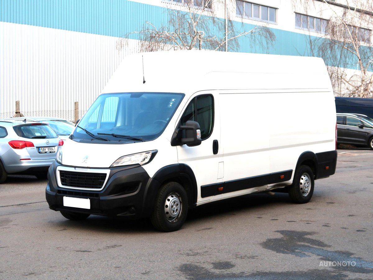 Peugeot Boxer, 2019 - pohled č. 3