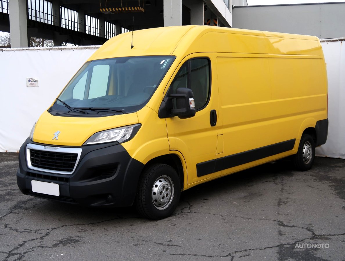 Peugeot Boxer, 2019 - pohled č. 3