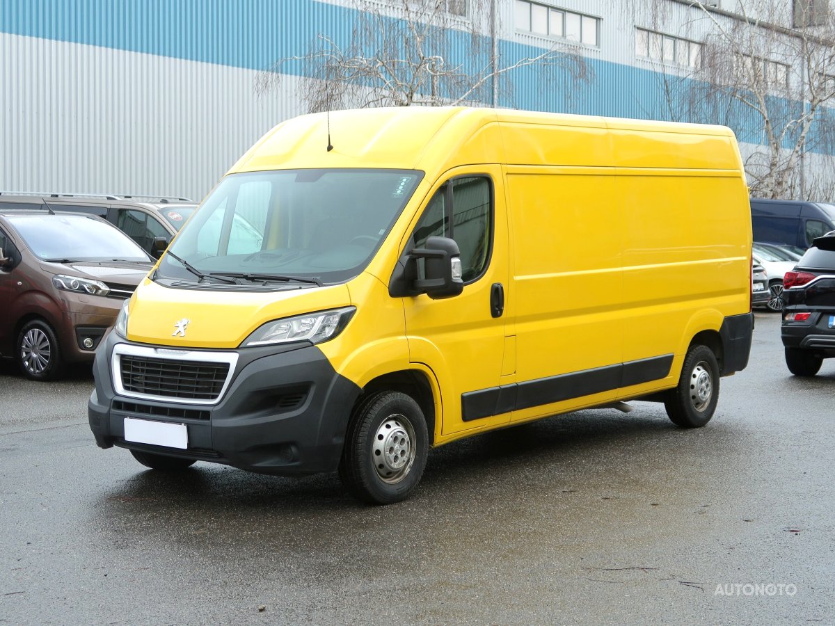 Peugeot Boxer, 2018 - pohled č. 3