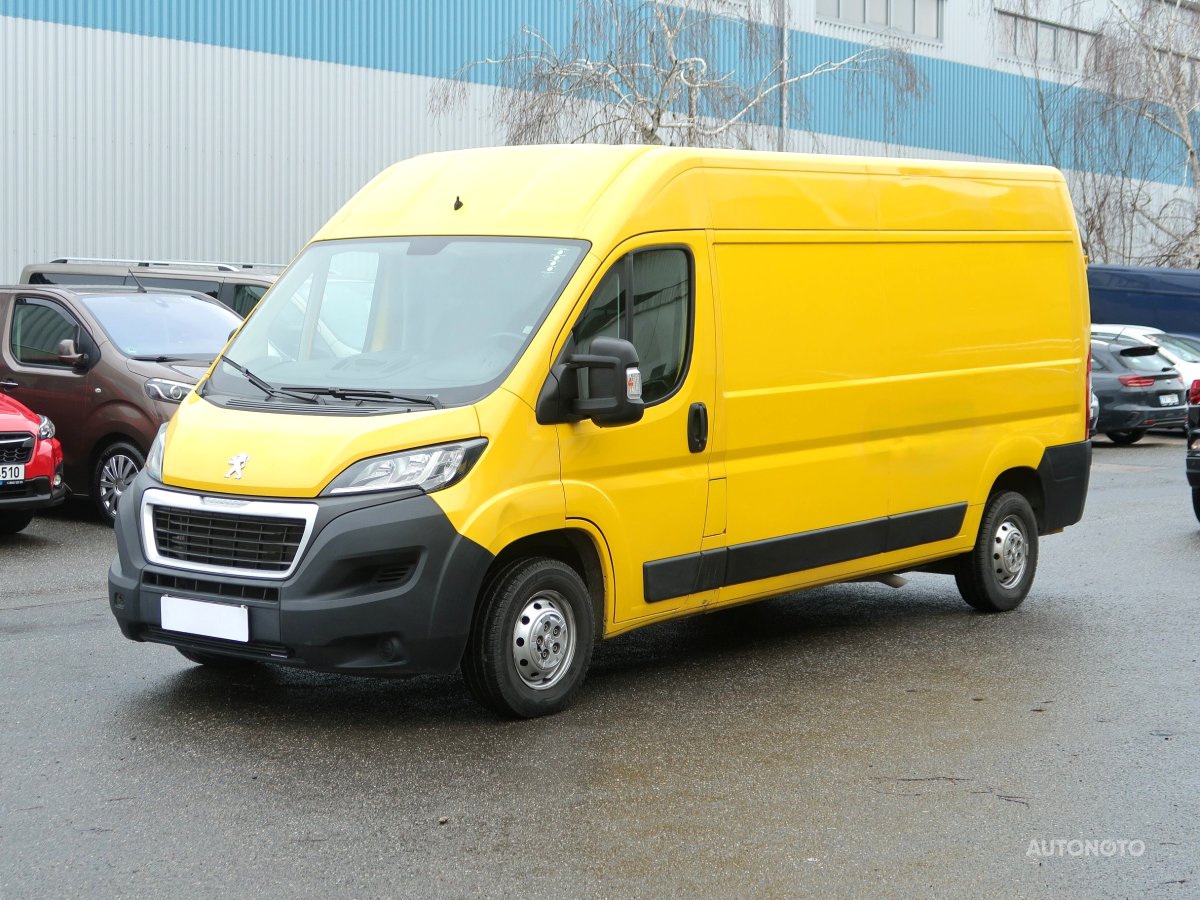 Peugeot Boxer, 2019 - pohled č. 3