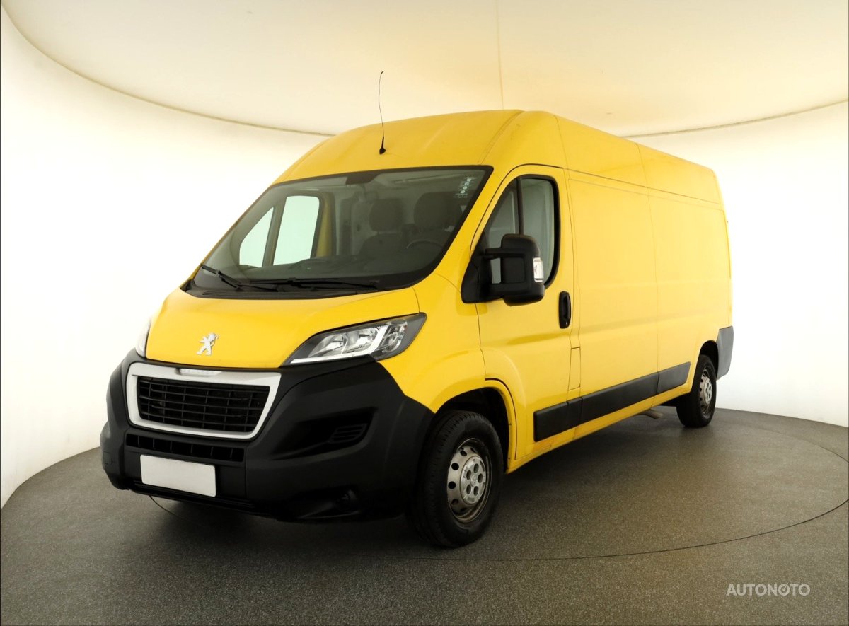 Peugeot Boxer, 2018 - pohled č. 3