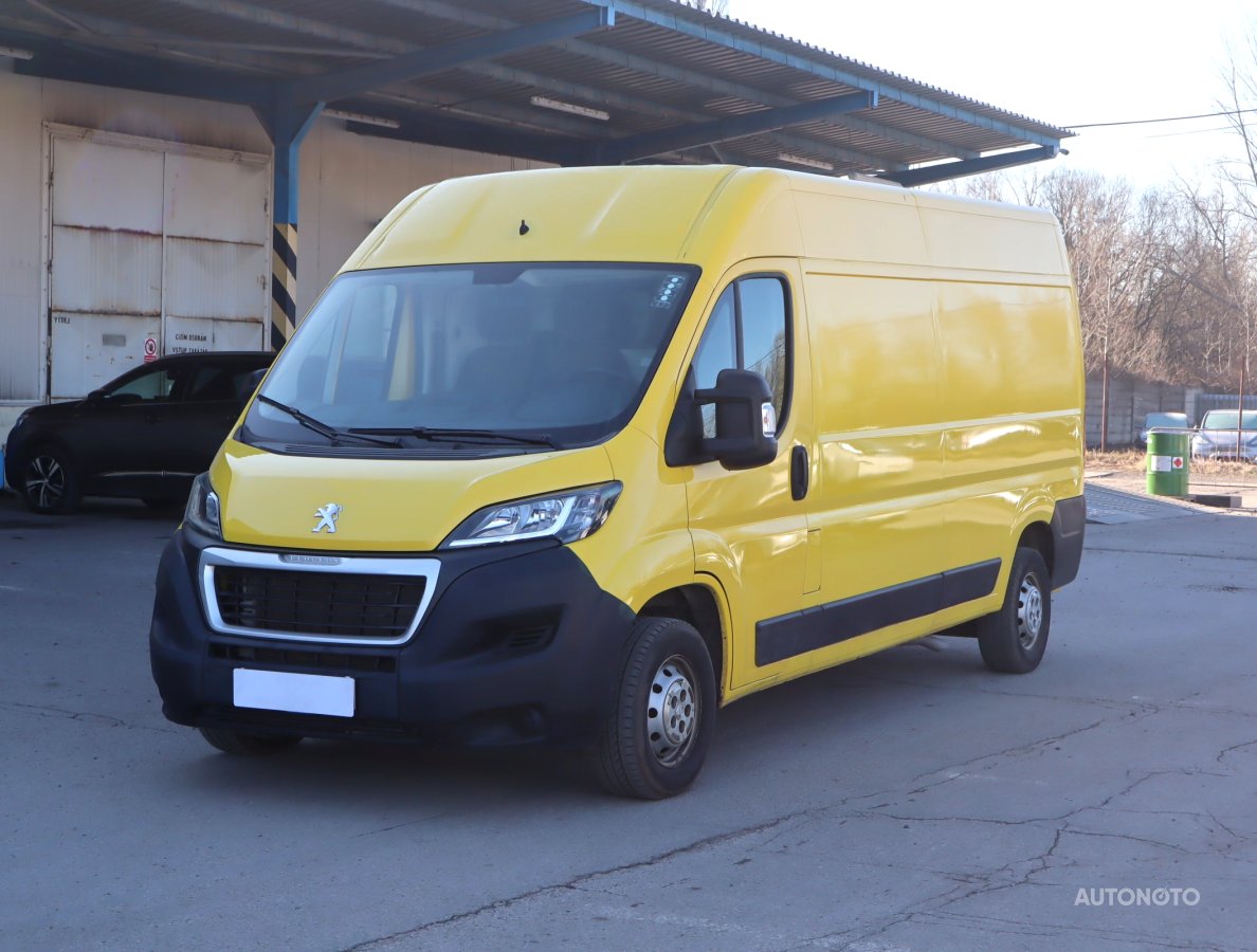 Peugeot Boxer, 2019 - pohled č. 3