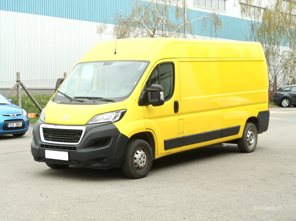 Peugeot Boxer, 2018 - pohled č. 3